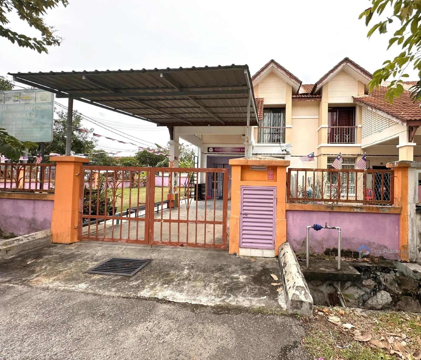 Main photo