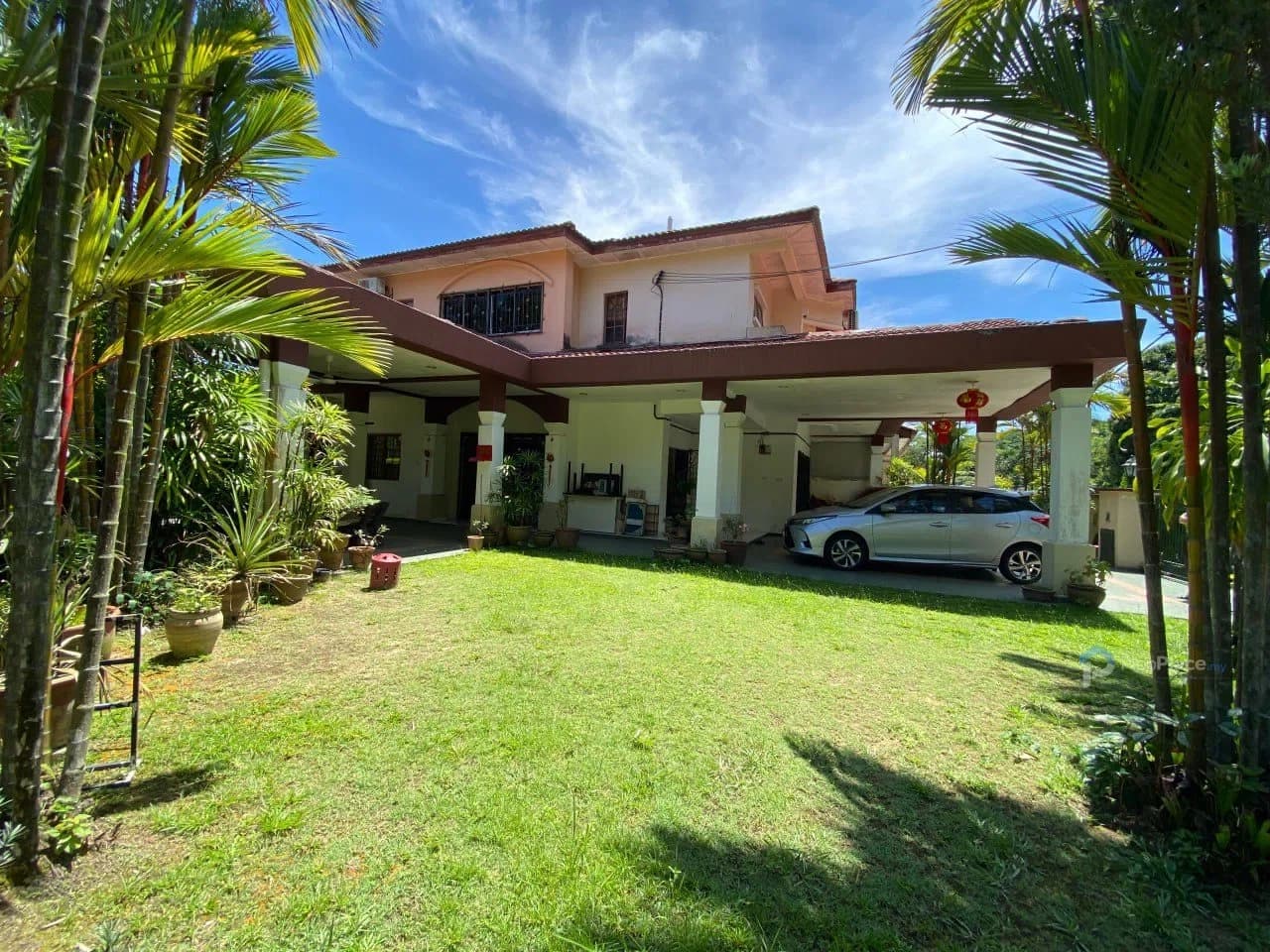 Main photo
