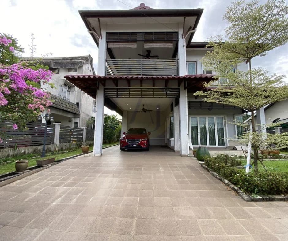 Main photo
