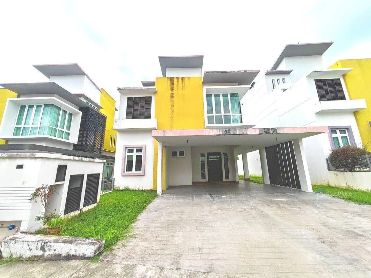Main photo