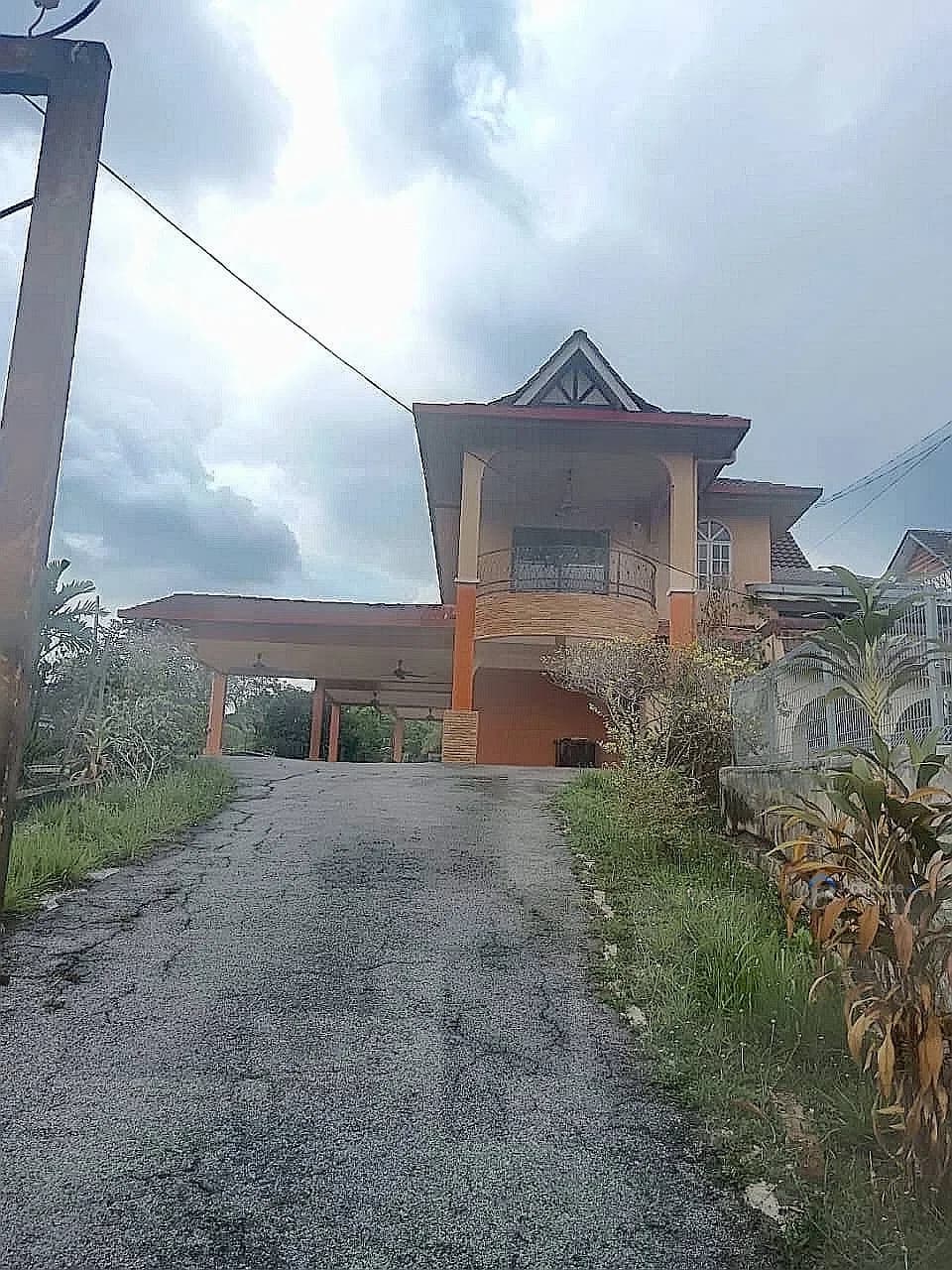Spacious Bungalow For Large-Size Family Or Company Accommodation