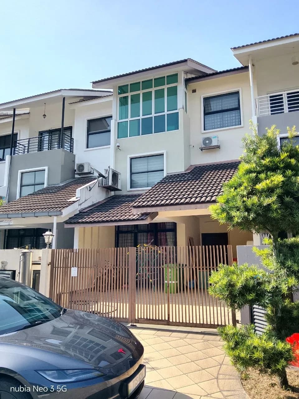 3 Storey Terrace Meadows & Glades @ Lake Fields