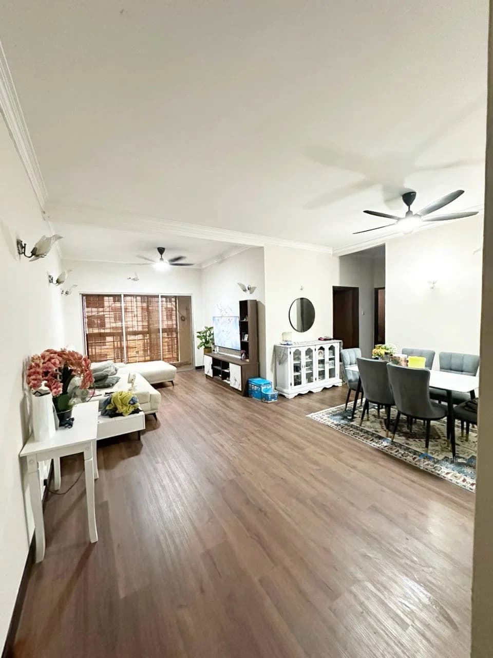 Main photo