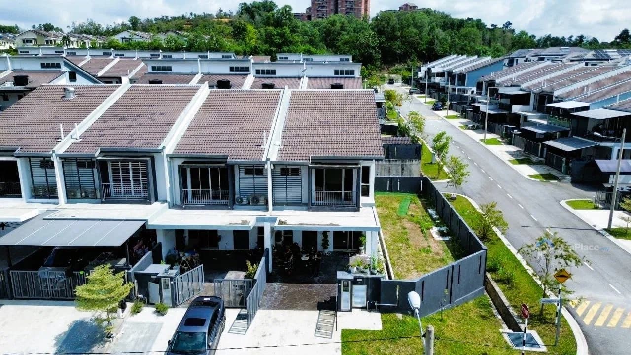 (CORNER LOT) 2 Storey Taman Vista Mutiara, Sungai Long, Kajang