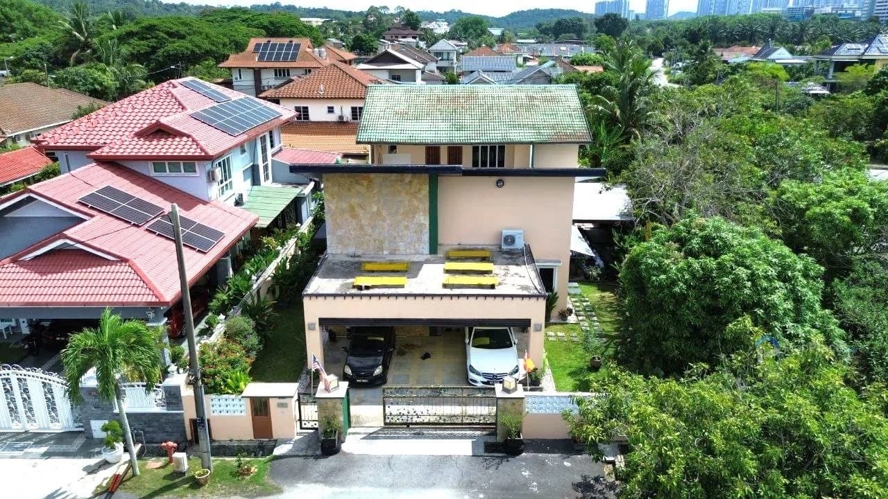 Main photo
