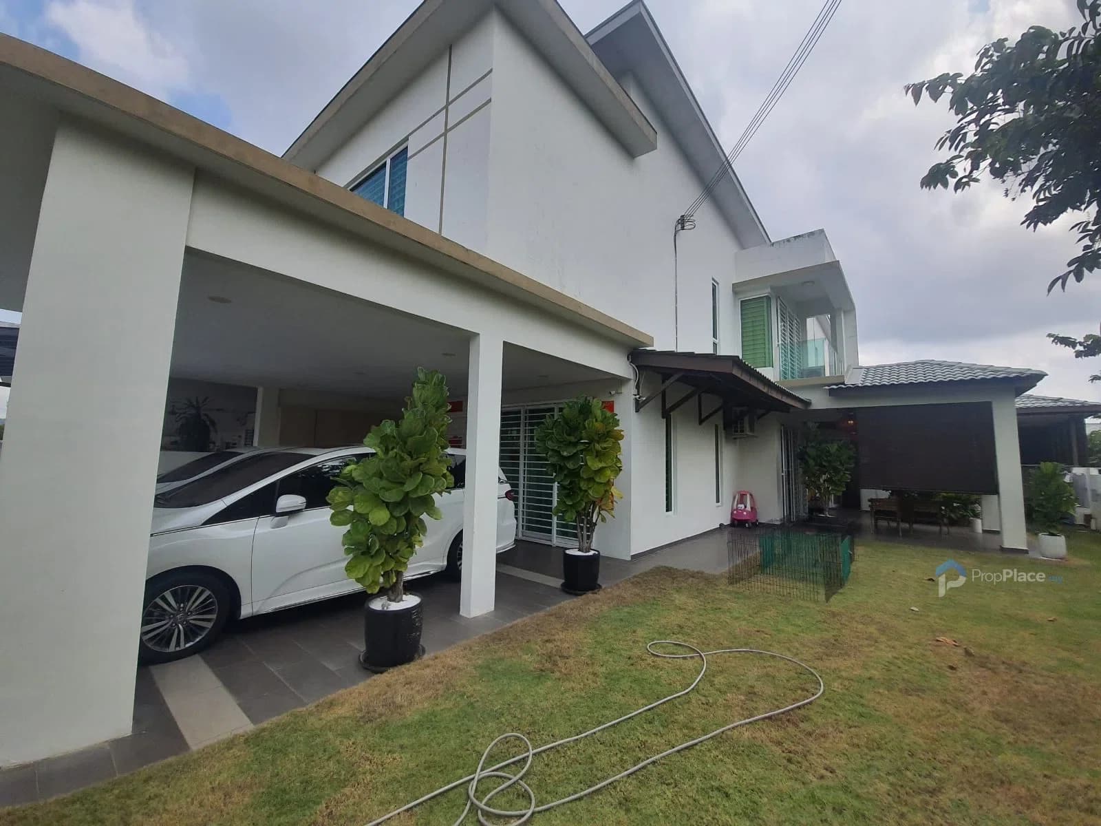 (Fully Furnished & Renovated) 2 Storey CORNER DEXTORA @ Bandar Sri Sendayan