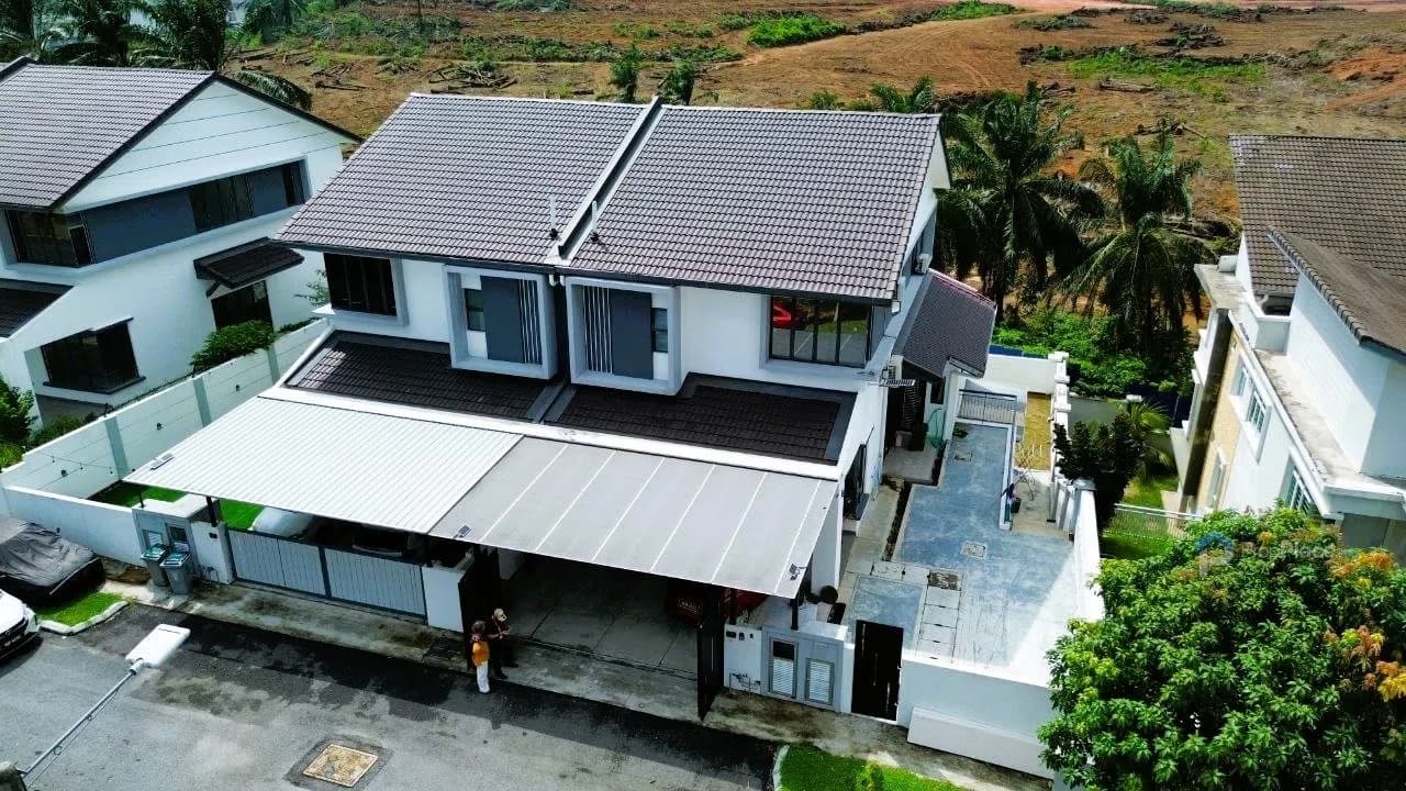(FULLY RENOVATED) 2.5 STOREY SEMI-D, RESIDENCE HILLS, TAMAN TUANKU JAAFAR