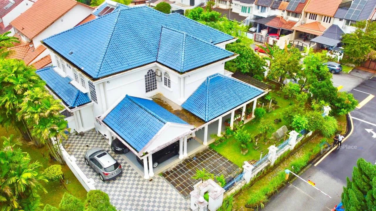 Main photo