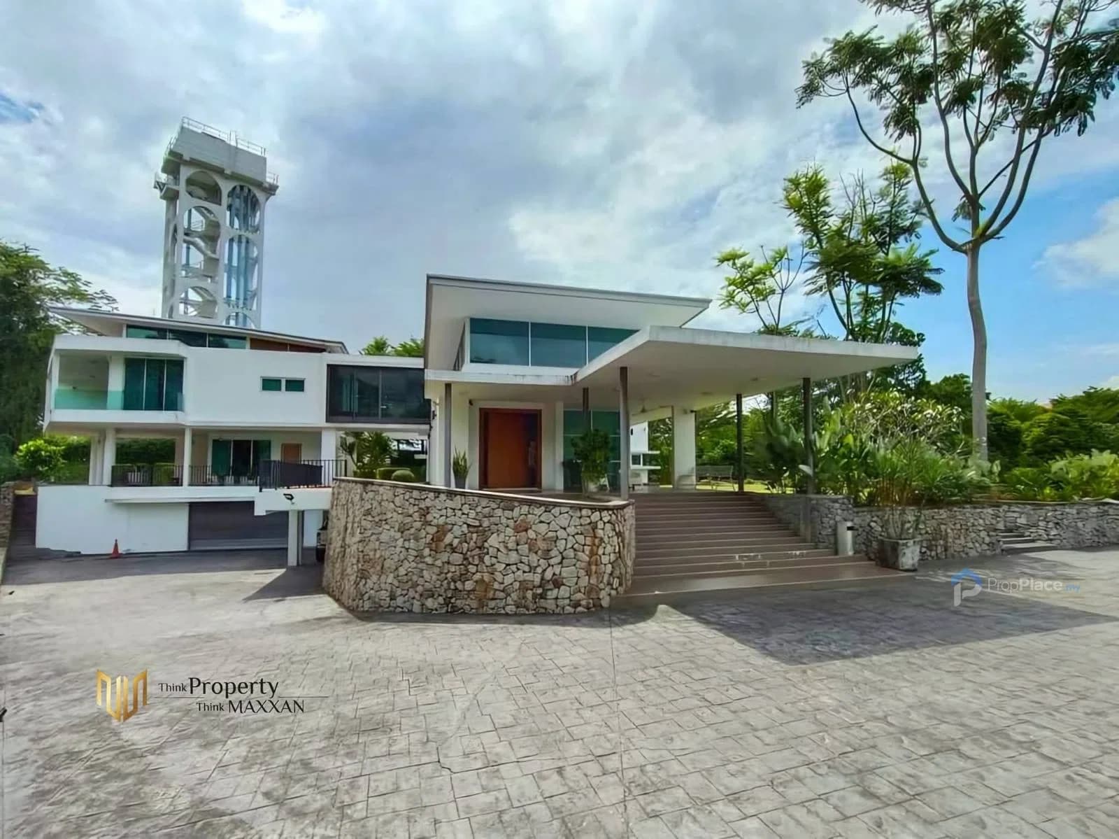 Melaka Luxury Bungalow 16k sq.ft Corner Lot at Ozana Villas Guarded Gated