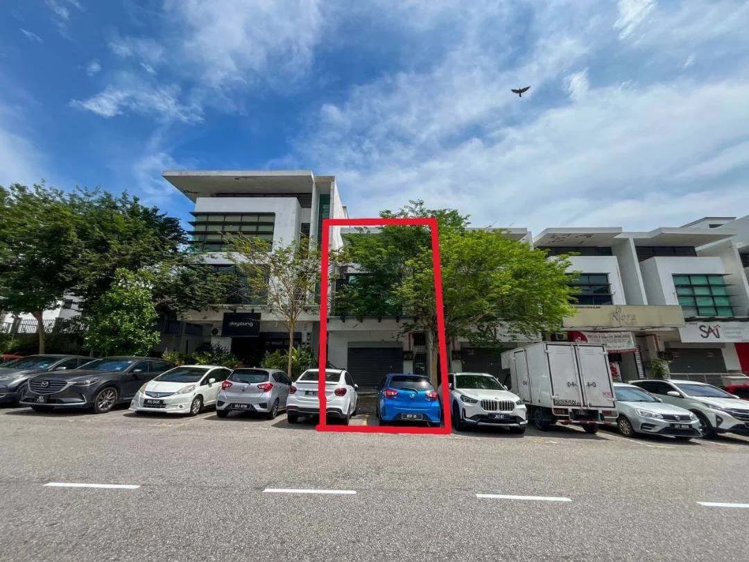 Intermediate Unit E- Boulevard Denai Alam