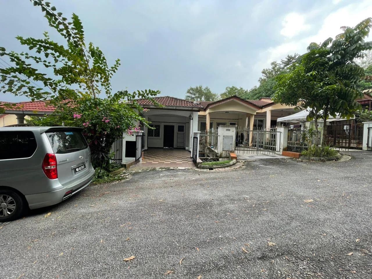 Main photo