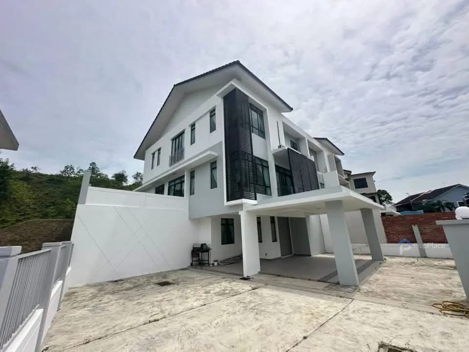 Main photo