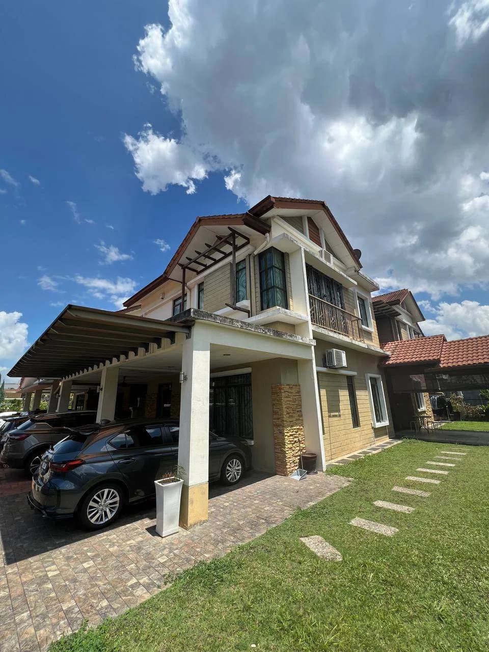 2 STOREY SEMI D @ PUNCAK BANGI, BANDAR BARU BANGI