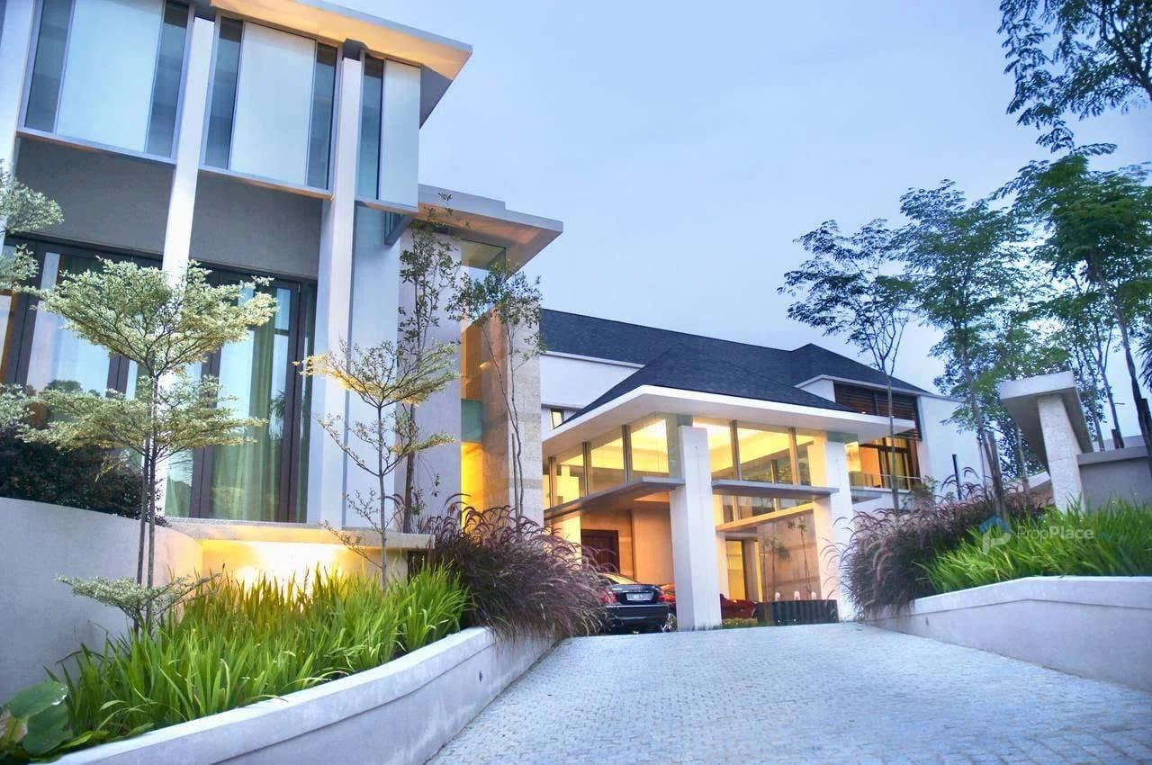 Super Luxury Mansion with Basement Garage at Vvip Area Shah Alam