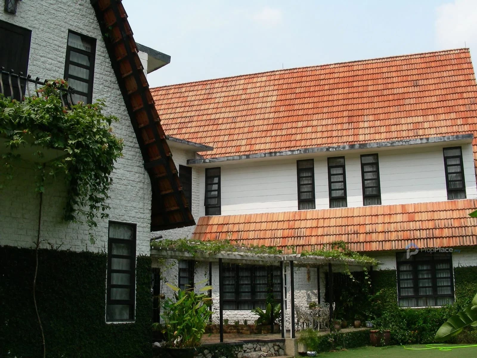 Main photo