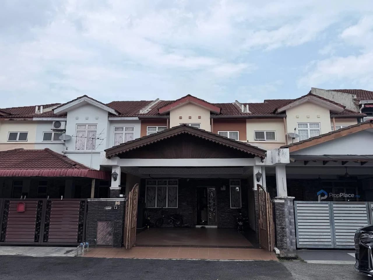 Main photo