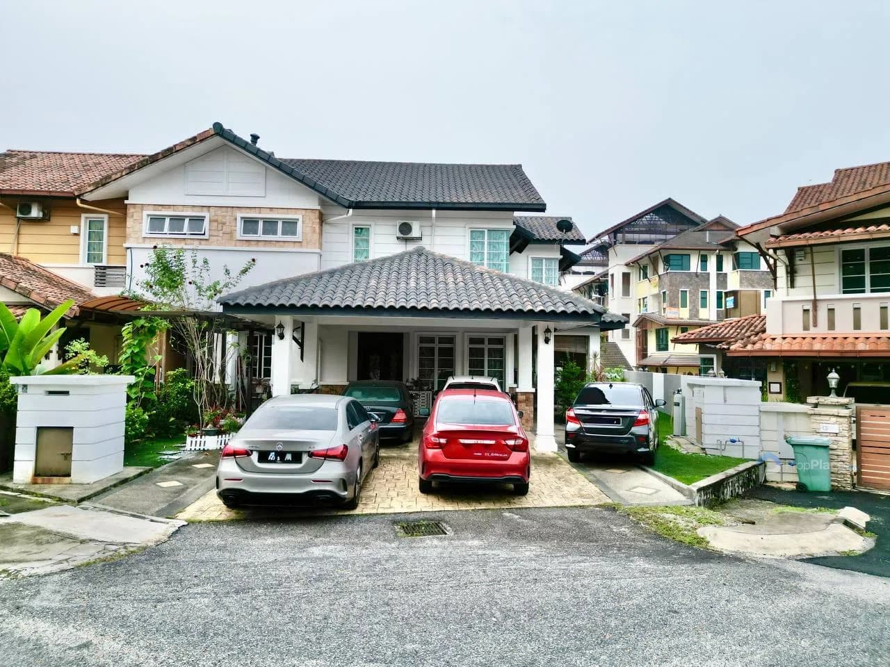 Main photo